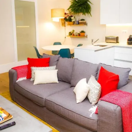 Liiiving In | Garden Flat * بورتو