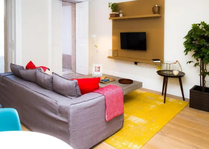 Liiiving In | Garden Flat *