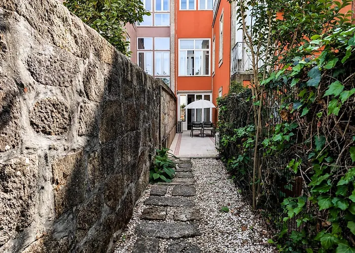 Liiiving In | Garden Flat *