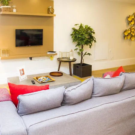 Liiiving In | Garden Flat Apartamento *