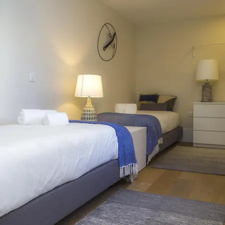 Liiiving In | Garden Flat Appartement Oporto