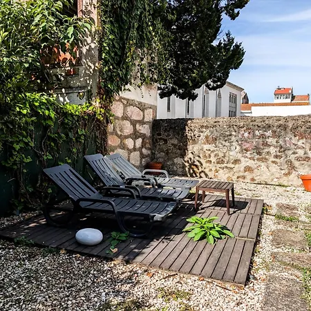 Liiiving In | Garden Flat