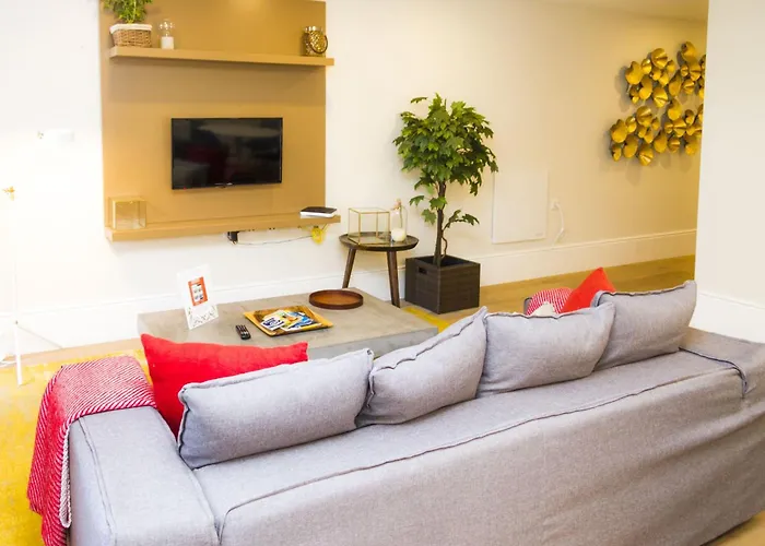 Liiiving In | Garden Flat Porto