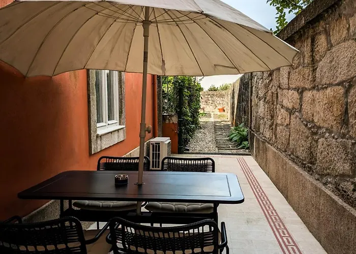 דירה Liiiving In | Garden Flat