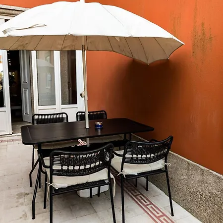 Liiiving In | Garden Flat Porto