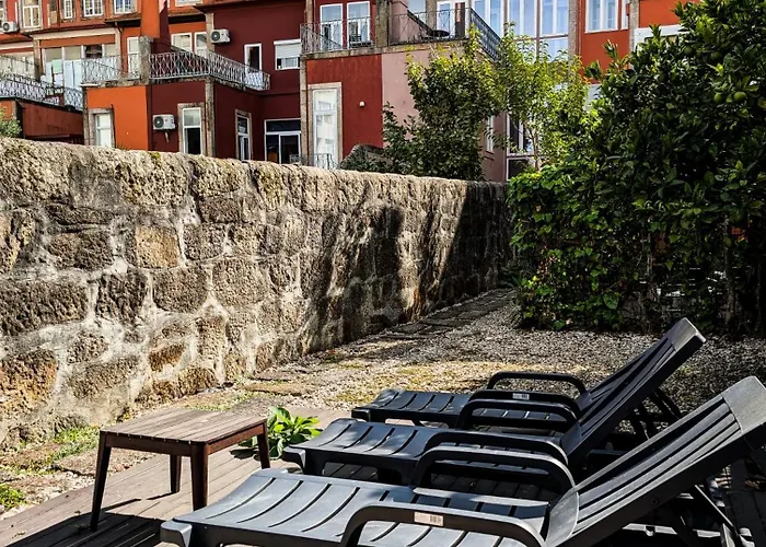 Liiiving In | Garden Flat Apartman *