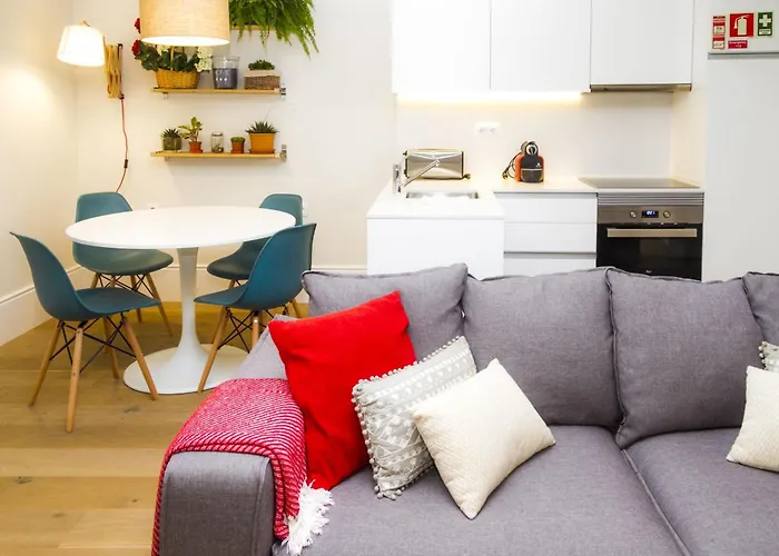 Liiiving In | Garden Flat Apartman *